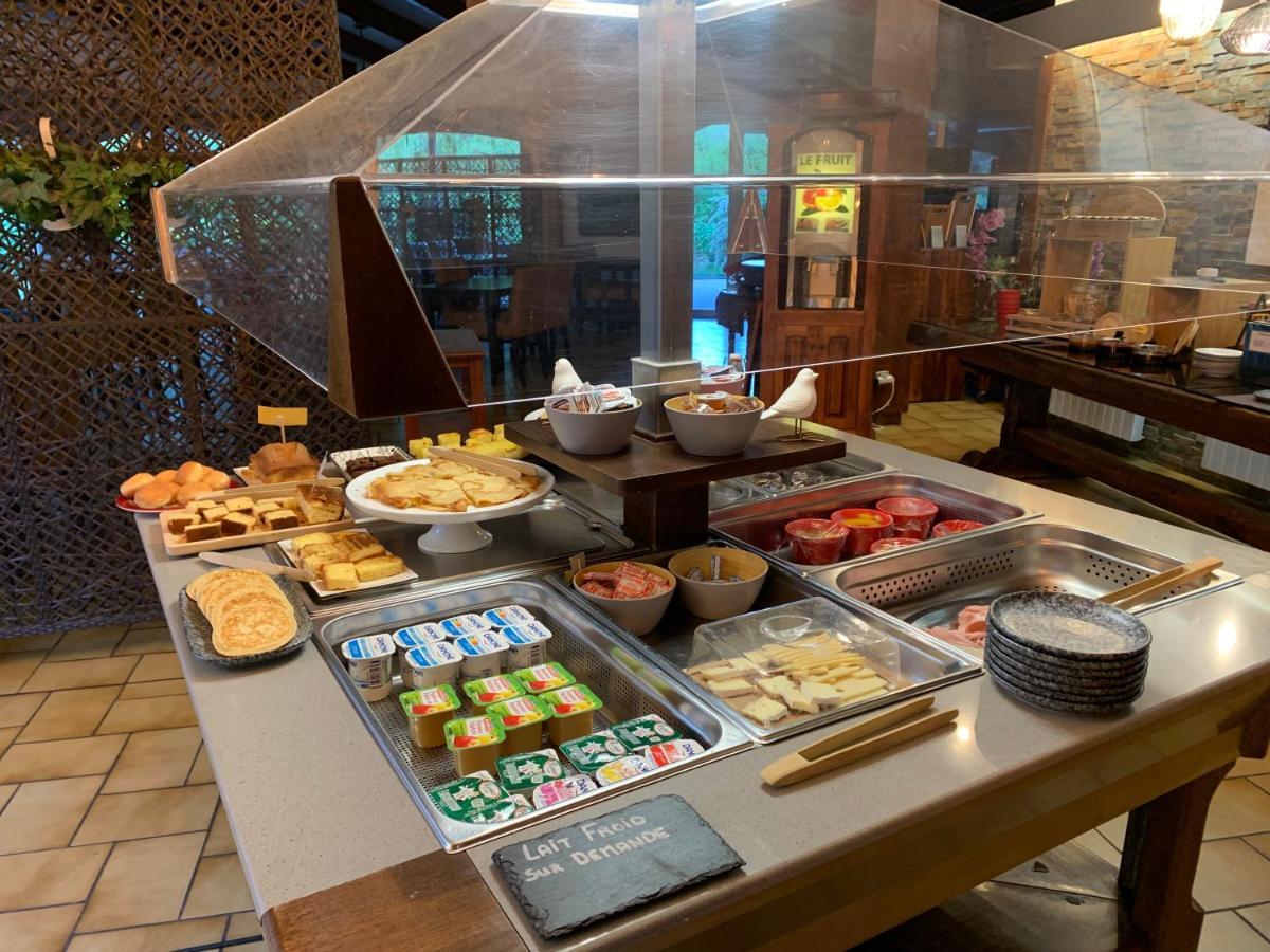 אמבראן Logis Hotel Le Lac מראה חיצוני תמונה