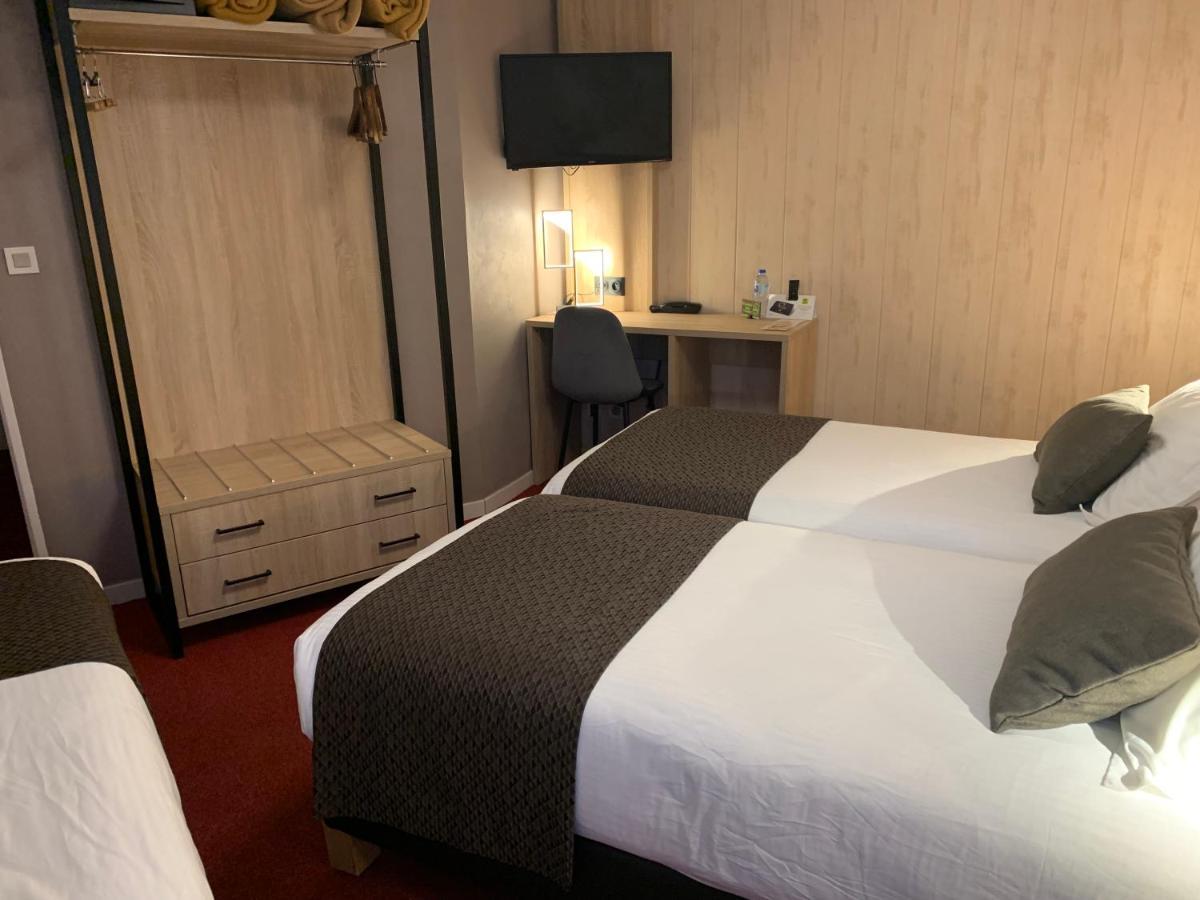 אמבראן Logis Hotel Le Lac מראה חיצוני תמונה
